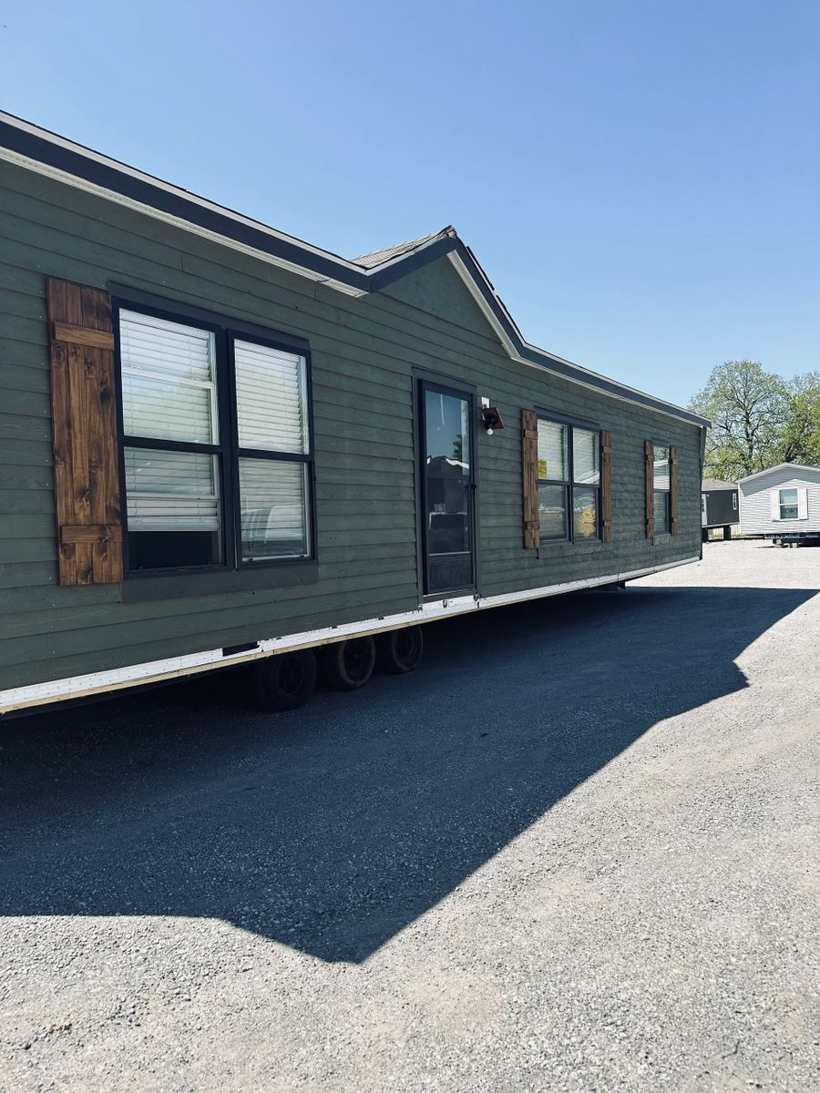 2022 Fleetwood 32x48